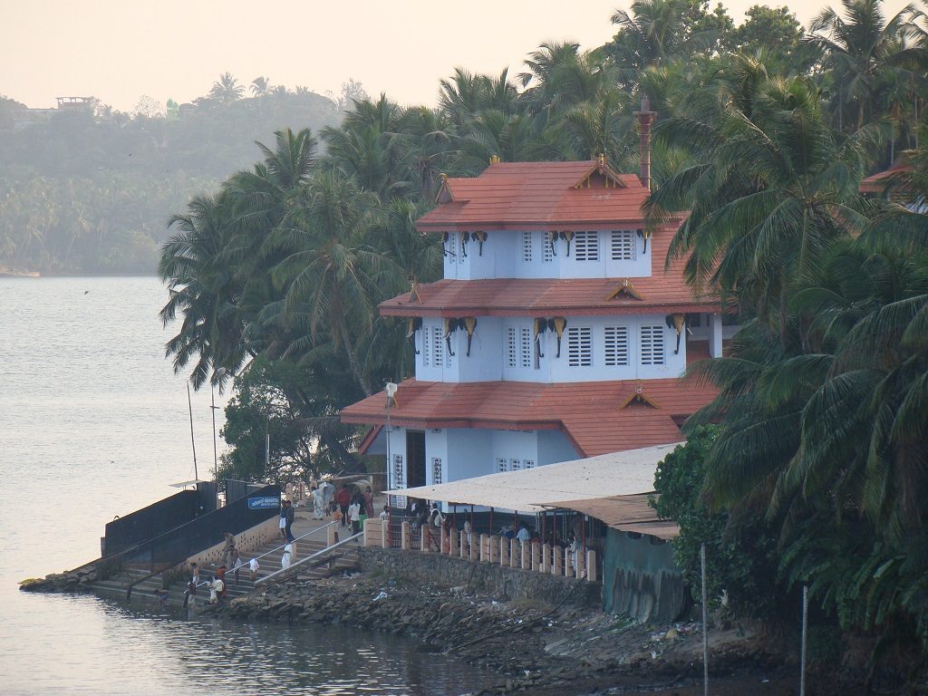 Parassinikkadavu-temple