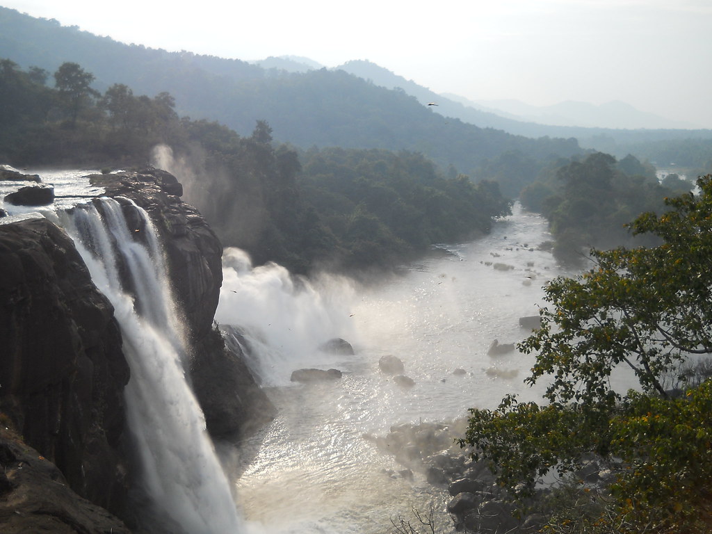 athirappilly-falls 