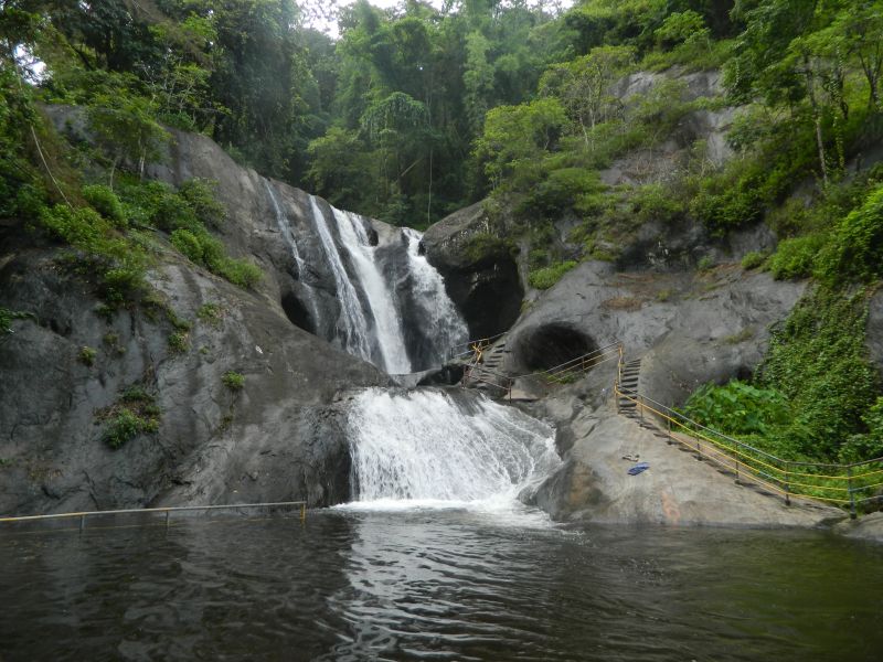 Kumbhavurutty Falls