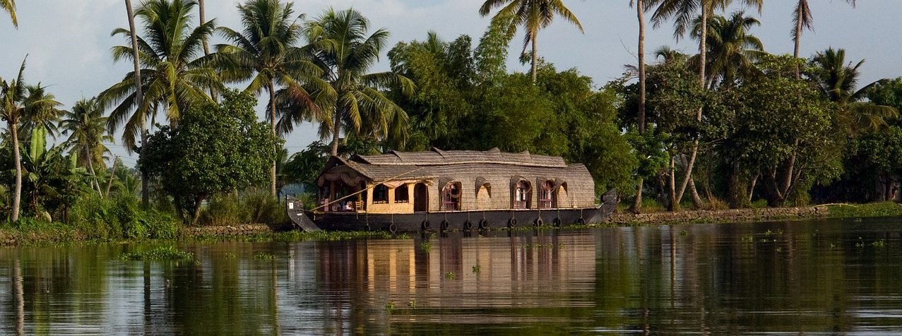 Alleppey Alappuzha-Backwaters