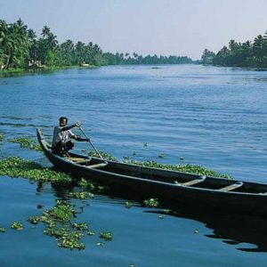 5 Night & 6 Days : Kochi – Munnar – Thekkedy – Kumarakom – Houseboat – Kochi