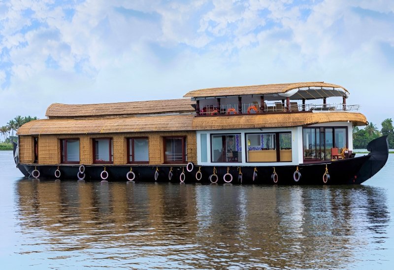 Alleppey Houseboat Tour Packages Alleppey Houseboat Tour Packages