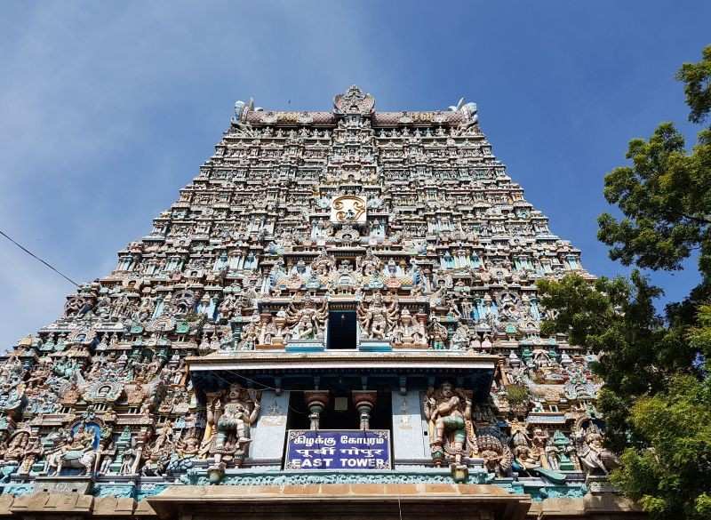 Meenakshi-Amman-Temple-2